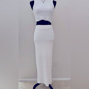 Forever 21 NWOT  SKIRT & CROP TOP SET